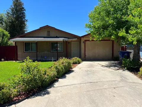 13541 E 2 Nd St, Parlier, CA 93648 photo 1