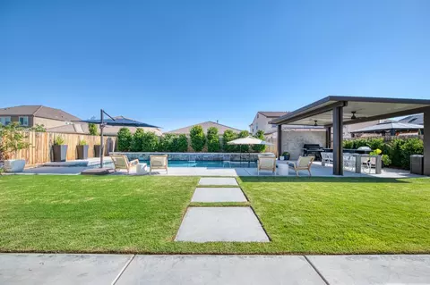 3254 Quincy Ave, Clovis, CA 93619 photo 1