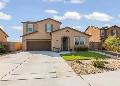 886 Tuscany Ct, Lemoore, CA 93245 photo 1