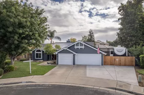 516 Sylmar Ct, Clovis, CA 93611 photo 1