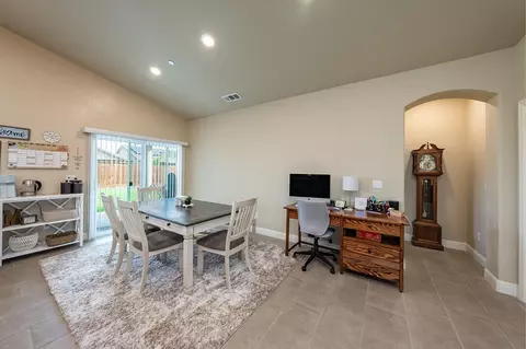 770 Strada St, Lemoore, CA 93245 photo 10