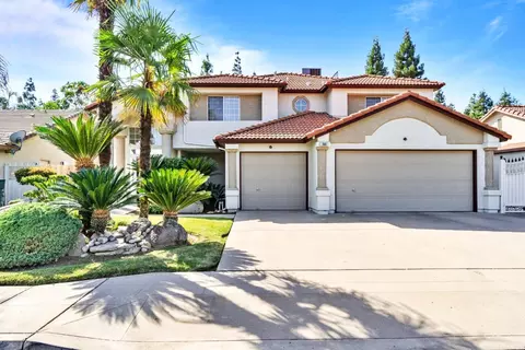 760 N Hughes Ave, Clovis, CA 93611 photo 1