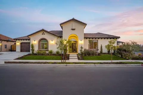 2727 Trenton Ave, Clovis, CA 93619 photo 1