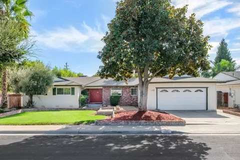 1790 Robinwood Ave, Clovis, CA 93611 photo 1