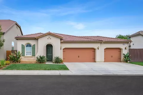 839 Hermosa Ave, Clovis, CA 93619 photo 1