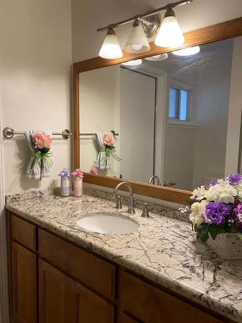 412 Shannon Ave, Madera, CA 93637 photo 8
