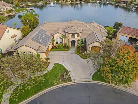 4672 N Island Vw, Clovis, CA 93619 photo 1