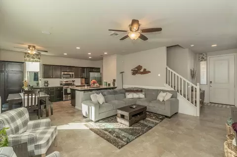 3772 Euphoria Pl, Clovis, CA 93619 photo 1