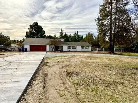 7783 E Nees Ave, Clovis, CA 93619 photo 1