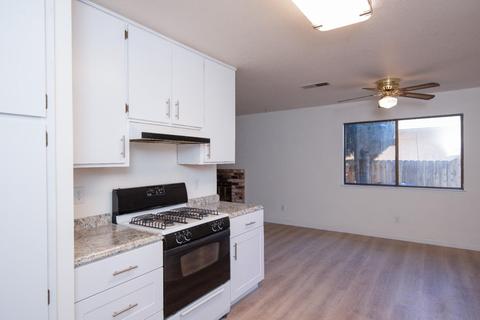 3508 Joanna Dr, Modesto, CA 95355 photo 5