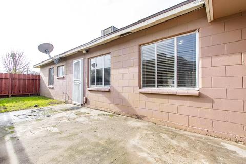 230 Colfax Ave, Modesto, CA 95354 photo 32