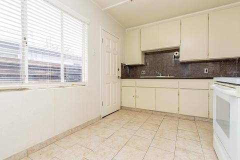 230 Colfax Ave, Modesto, CA 95354 photo 14