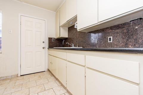 230 Colfax Ave, Modesto, CA 95354 photo 16