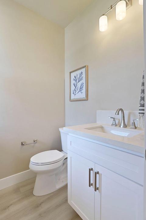 807 Iris Ct, Lodi, CA 95242 photo 11