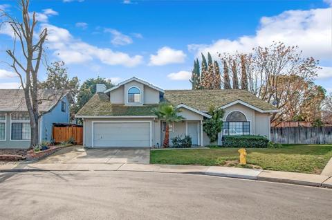 712 Bonneau Ct, Patterson, CA 95363 photo 2