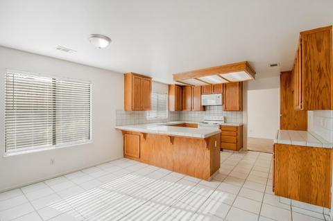 712 Bonneau Ct, Patterson, CA 95363 photo 16