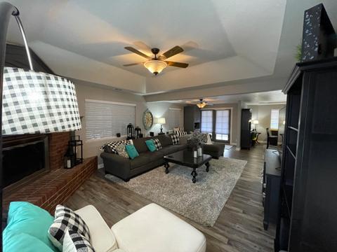 1606 Peacock Dr, Turlock, CA 95382 photo 2