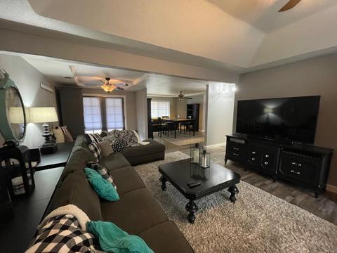 1606 Peacock Dr, Turlock, CA 95382 photo 5