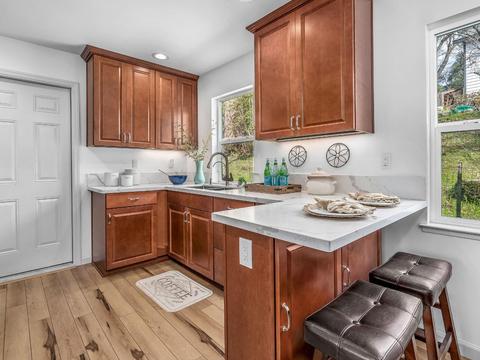 868 Green St, Placerville, CA 95667 photo 5