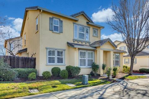 917 Courtyards Loop, Lincoln, CA 95648 photo 2