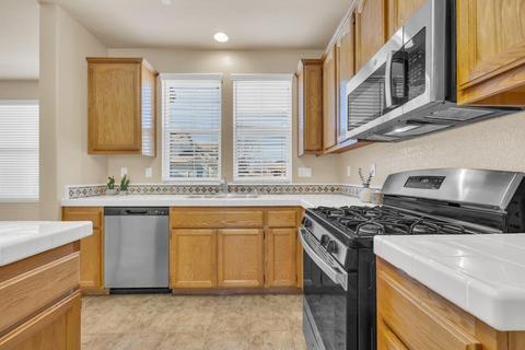 917 Courtyards Loop, Lincoln, CA 95648 photo 10