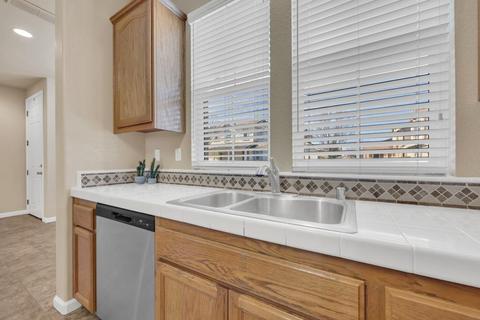 917 Courtyards Loop, Lincoln, CA 95648 photo 11