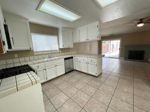 1405 Amanda Dr, Ceres, CA 95307 photo 14