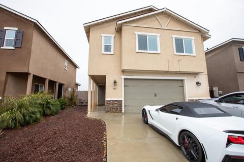 587 Granada Ct, Merced, CA 95341 photo 2