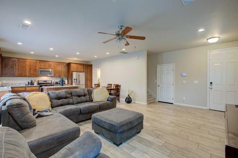 587 Granada Ct, Merced, CA 95341 photo 5