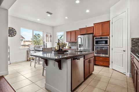 967 Hayman St, Manteca, CA 95337 photo 5