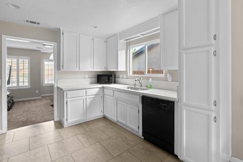 16255 Saguaro Ln, Lathrop, CA 95330 photo 7