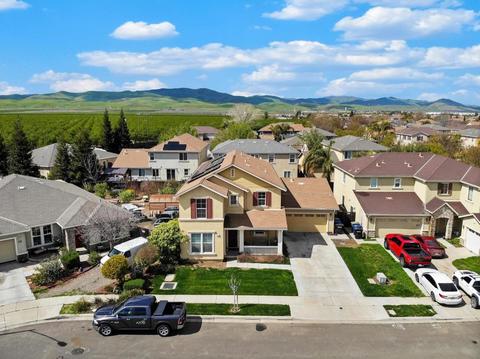 351 Wolfpack Ct, Patterson, CA 95363 photo 3