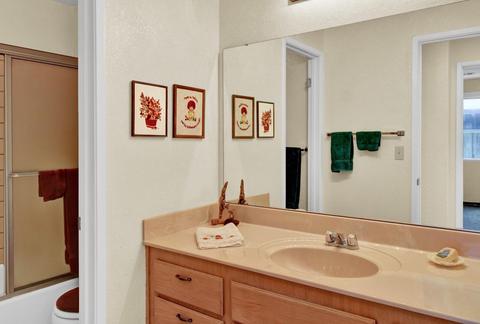 1820 Harbor Cv, Modesto, CA 95355 photo 29