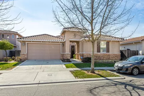 2386 Gabriel Dr, Merced, CA 95340 photo 2