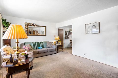 245 N Locust Ave, Ripon, CA 95366 photo 6