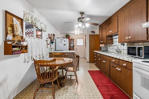 245 N Locust Ave, Ripon, CA 95366 photo 10