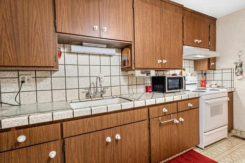 245 N Locust Ave, Ripon, CA 95366 photo 12