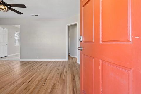 236 N Elm Ave, Ripon, CA 95366 photo 5