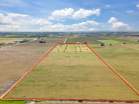 5677 E Peltier Rd, Acampo, CA 95220 photo 18