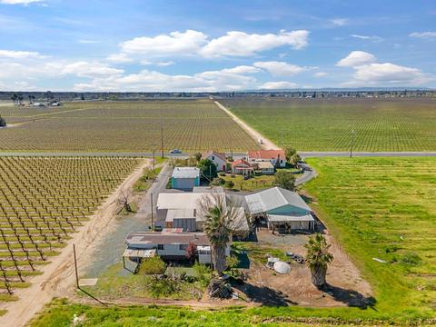 5677 E Peltier Rd, Acampo, CA 95220 photo 24