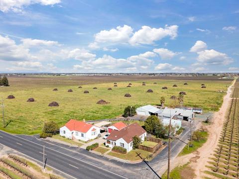 5677 E Peltier Rd, Acampo, CA 95220 photo 5
