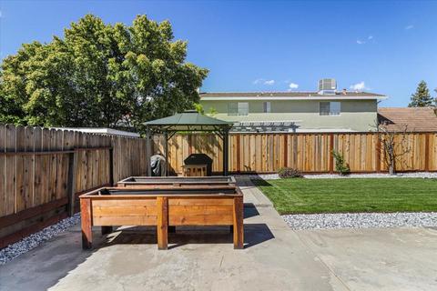 2665 E Hawkeye Ave, Turlock, CA 95380 photo 59