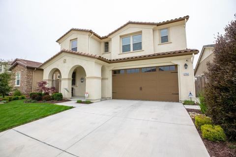 2552 Bloom Ct, Modesto, CA 95355 photo 2