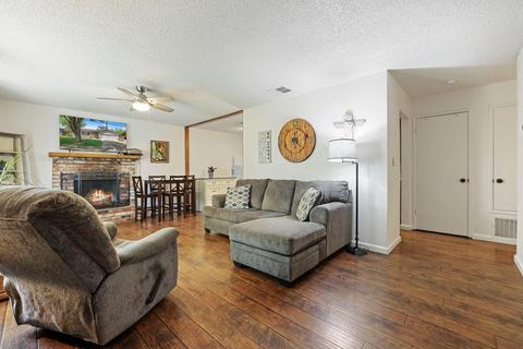 1031 Laurel Ave, Gustine, CA 95322 photo 8