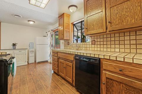 1031 Laurel Ave, Gustine, CA 95322 photo 15