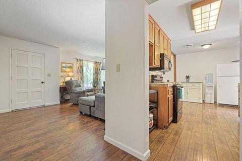 1031 Laurel Ave, Gustine, CA 95322 photo 16