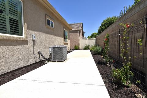 2210 State St, Turlock, CA 95380 photo 28