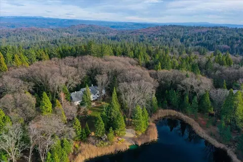 13383 Bass Trl, Grass Valley, CA 95945