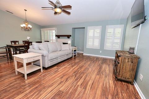 10957 Woolwich Way, Mather, CA 95655 photo 13