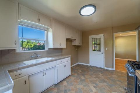 1209 Nelson Ave, Modesto, CA 95350 photo 16
